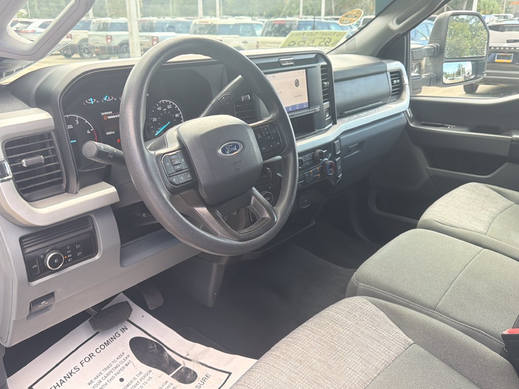 Certified 2025 Ford F250 XLT AWD/4WD image 6