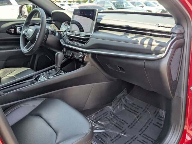 Used 2023 Jeep Compass Limited AWD/4WD image 29