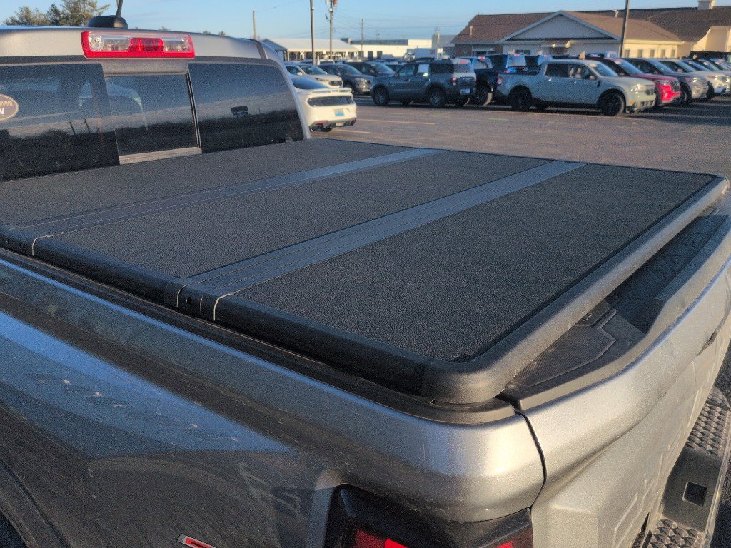 Used 2023 Chevrolet Colorado Z71 w/ Z71 Convenience Package 2 image 5