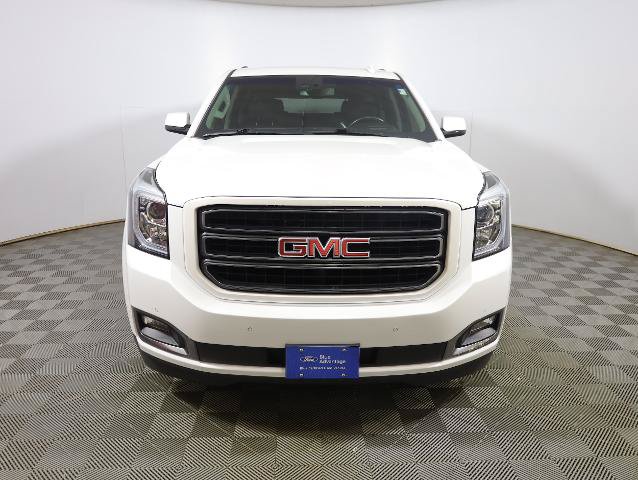 Used 2019 GMC Yukon SLT w/ Graphite Performance Edition AWD/4WD image 2