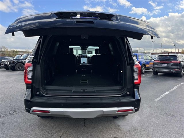 Certified 2023 Ford Expedition Platinum image 12