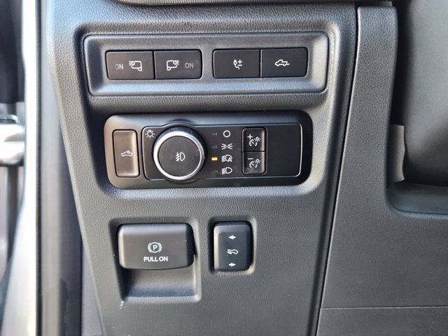 Certified 2024 Ford F150 Platinum w/ FX4 Off-Road Package AWD/4WD image 22