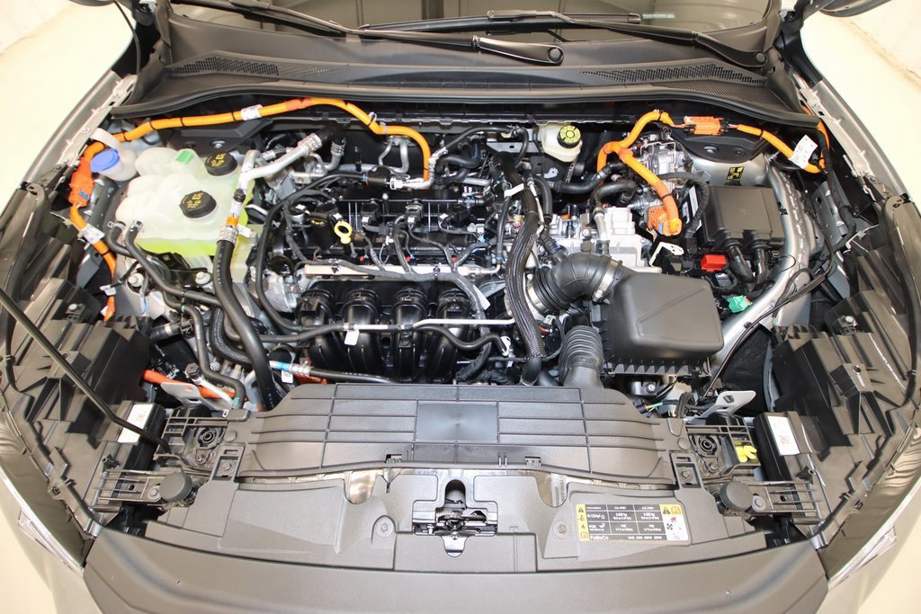 Certified 2024 Ford Escape SE image 47