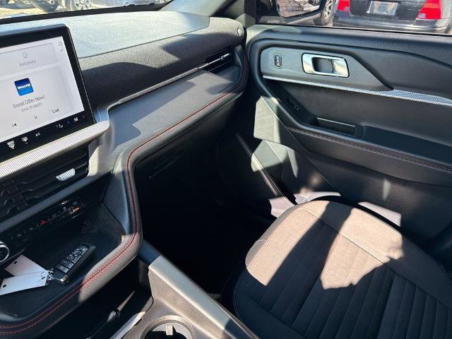 Certified 2025 Ford Explorer ST-Line w/ ST-Line Street Pack image 22