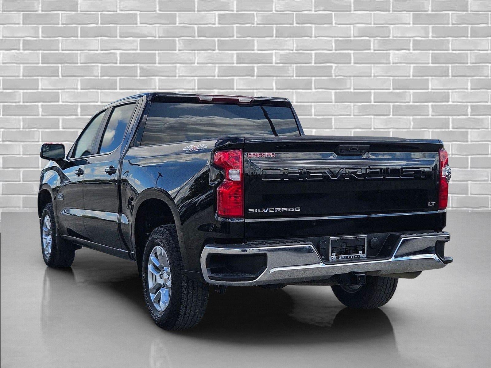 Used 2024 Chevrolet Silverado 1500 LT AWD/4WD image 7