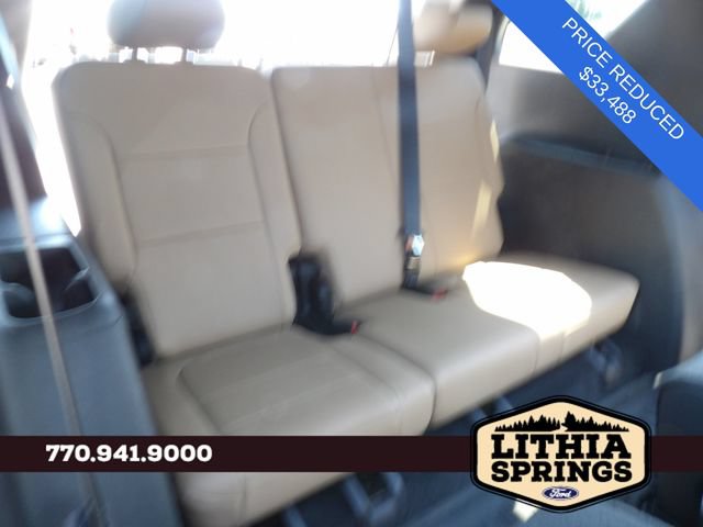 Used 2023 Chevrolet Traverse Premier w/ LPO, Floor Liner Package AWD/4WD image 31