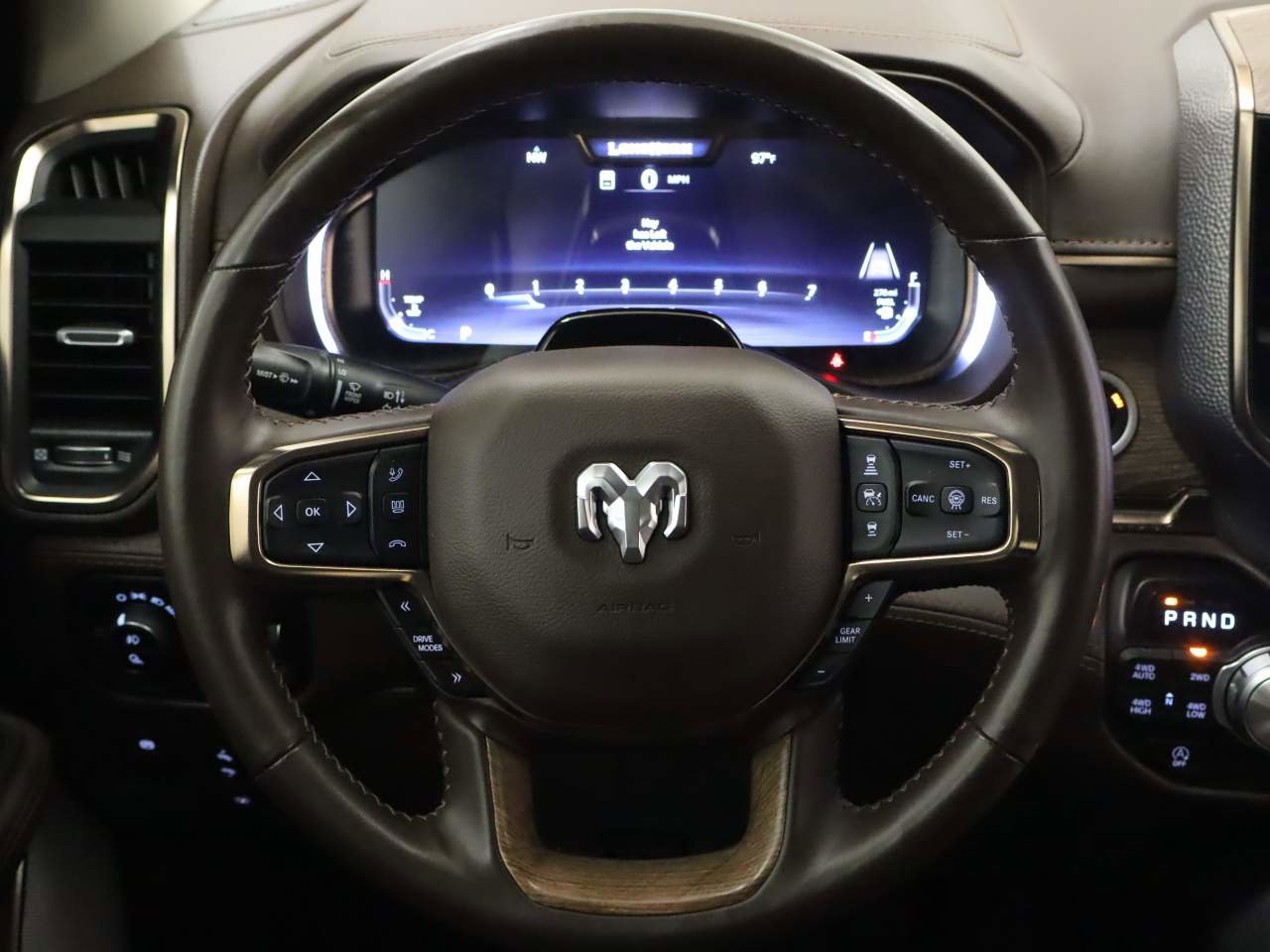Used 2025 RAM 1500 Limited AWD/4WD image 13