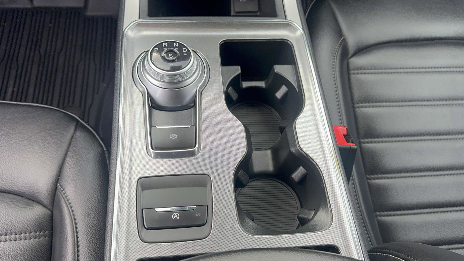 Certified 2022 Ford Edge SEL w/ Convenience Package image 16