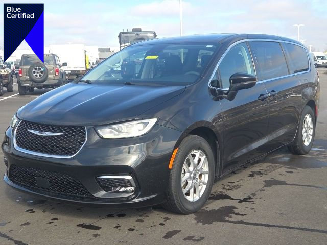 Used 2023 Chrysler Pacifica Touring-L