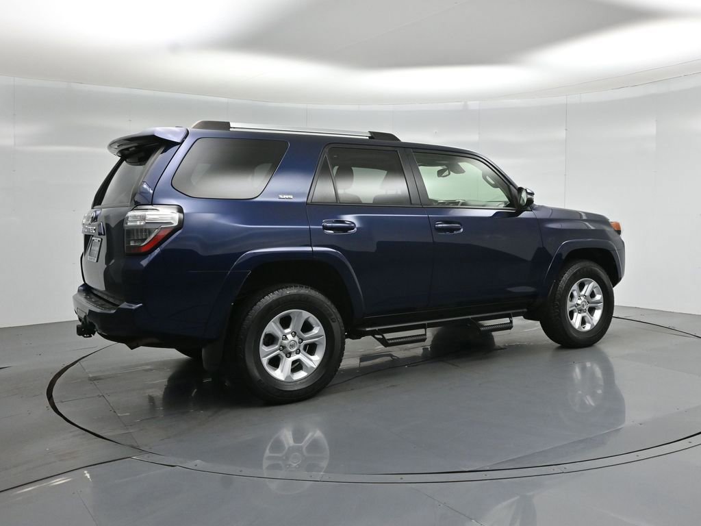 Used 2022 Toyota 4Runner SR5 Premium w/ Moonroof Package AWD/4WD image 13