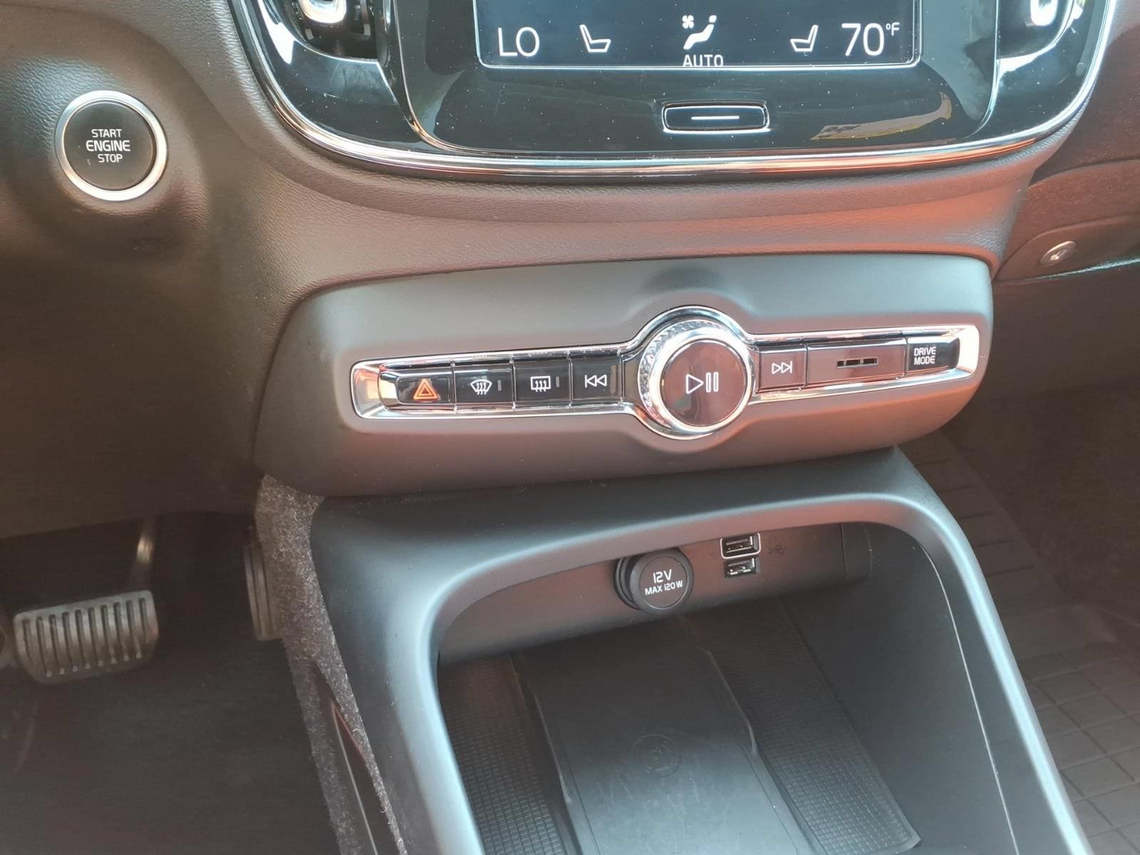 Used 2019 Volvo XC40 T5 Momentum AWD/4WD image 18