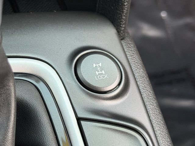 Used 2020 Hyundai Kona SEL Plus AWD/4WD image 40