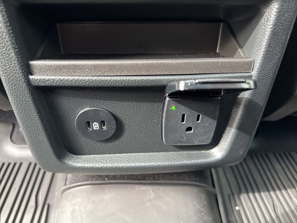 Certified 2024 Ford Edge SEL w/ Convenience Package image 17