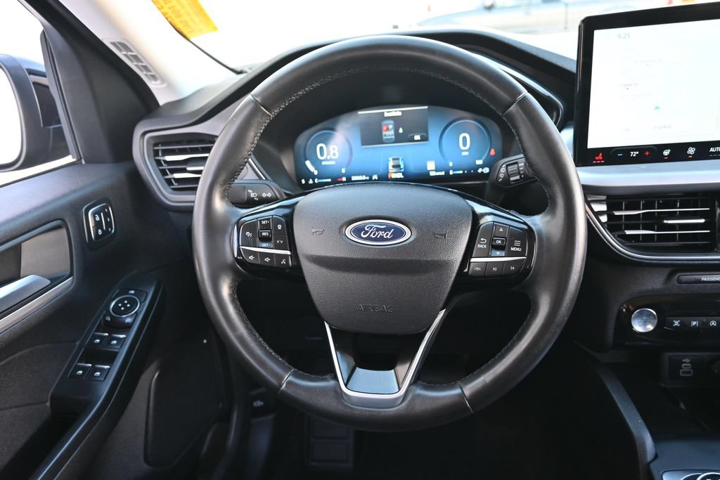 Certified 2024 Ford Escape Platinum AWD/4WD image 31