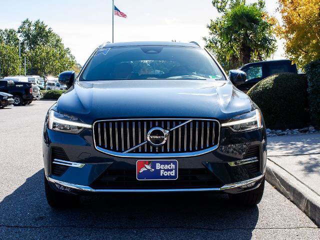 Used 2023 Volvo XC60 B5 Ultimate w/ Climate Package image 2