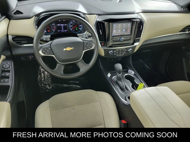 Used 2022 Chevrolet Traverse LS image 34