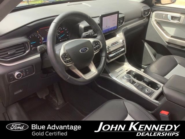 Certified 2023 Ford Explorer XLT w/ Equipment Group 202A AWD/4WD image 9