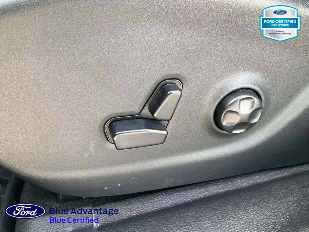 Used 2019 Jeep Cherokee Trailhawk w/ Cold Weather Group image 25