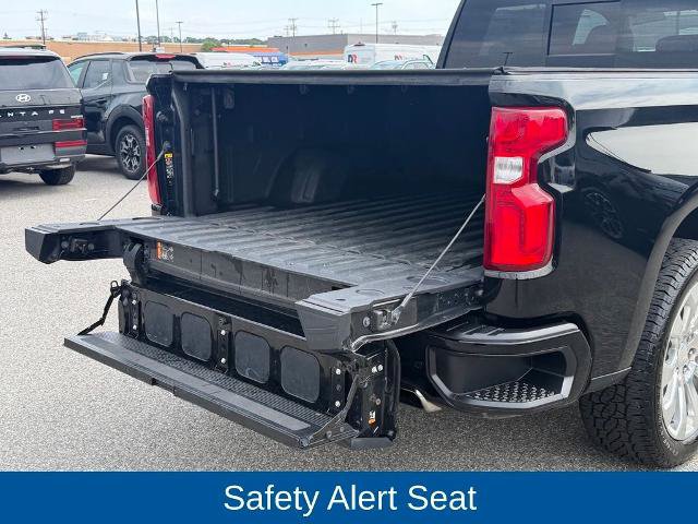 Used 2022 Chevrolet Silverado 1500 High Country AWD/4WD image 15