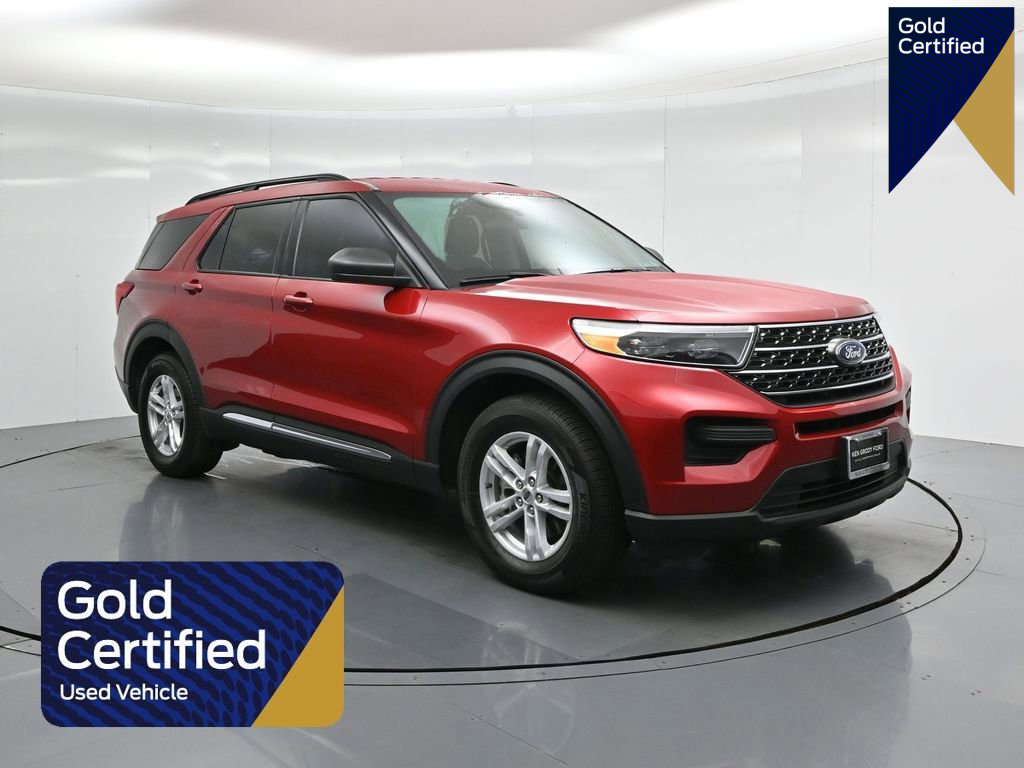 Certified 2024 Ford Explorer XLT image 1