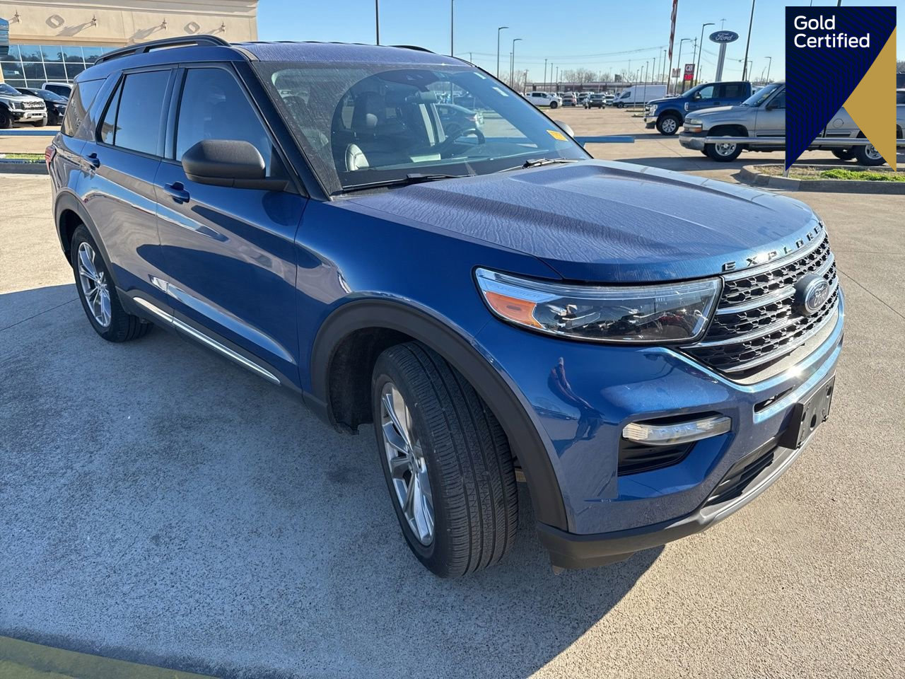 Certified 2022 Ford Explorer XLT w/ Equipment Group 202A image 1