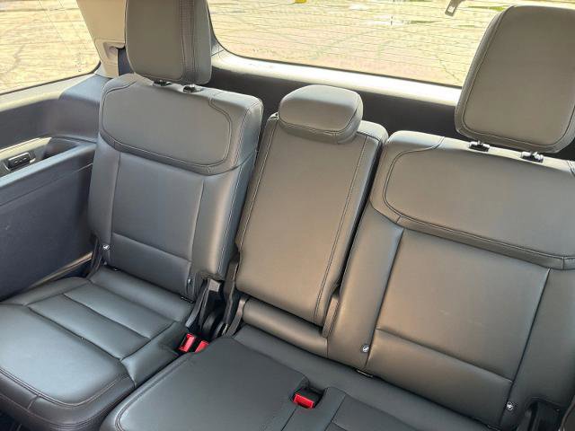 Certified 2025 Ford Expedition Active image 20