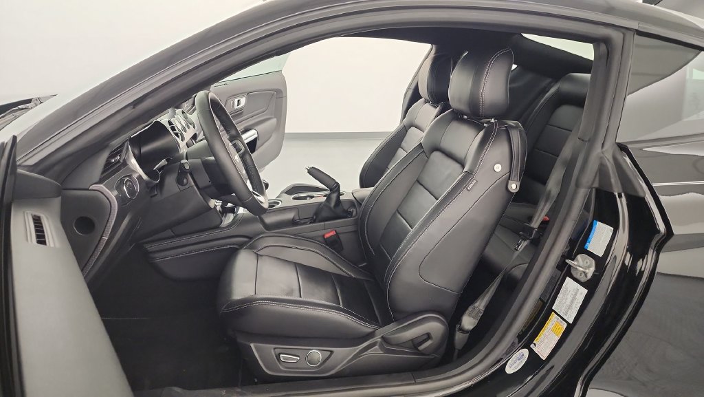 Certified 2019 Ford Mustang GT Premium w/ Performance Package - Level 2 RWD image 15