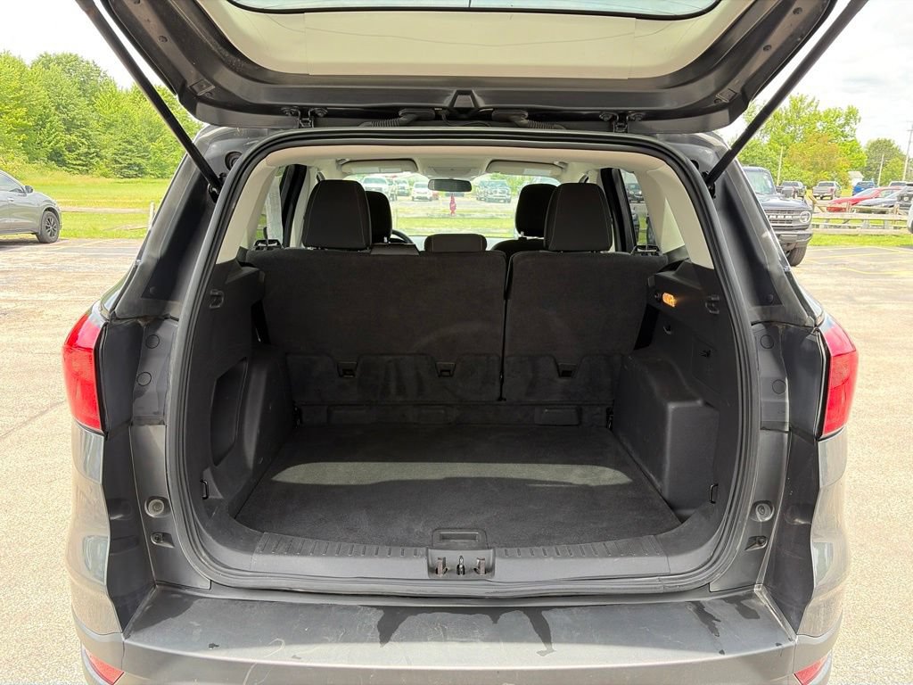 Certified 2019 Ford Escape SE FWD image 26