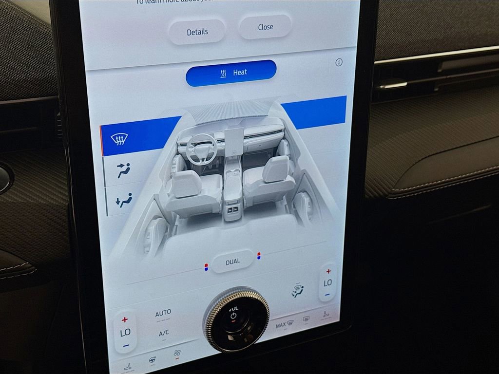 Certified 2025 Ford Mustang Mach-E Premium image 18