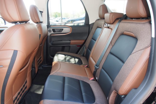 Certified 2025 Ford Bronco Sport Outer Banks w/ Outer Banks Tech Package+ image 18