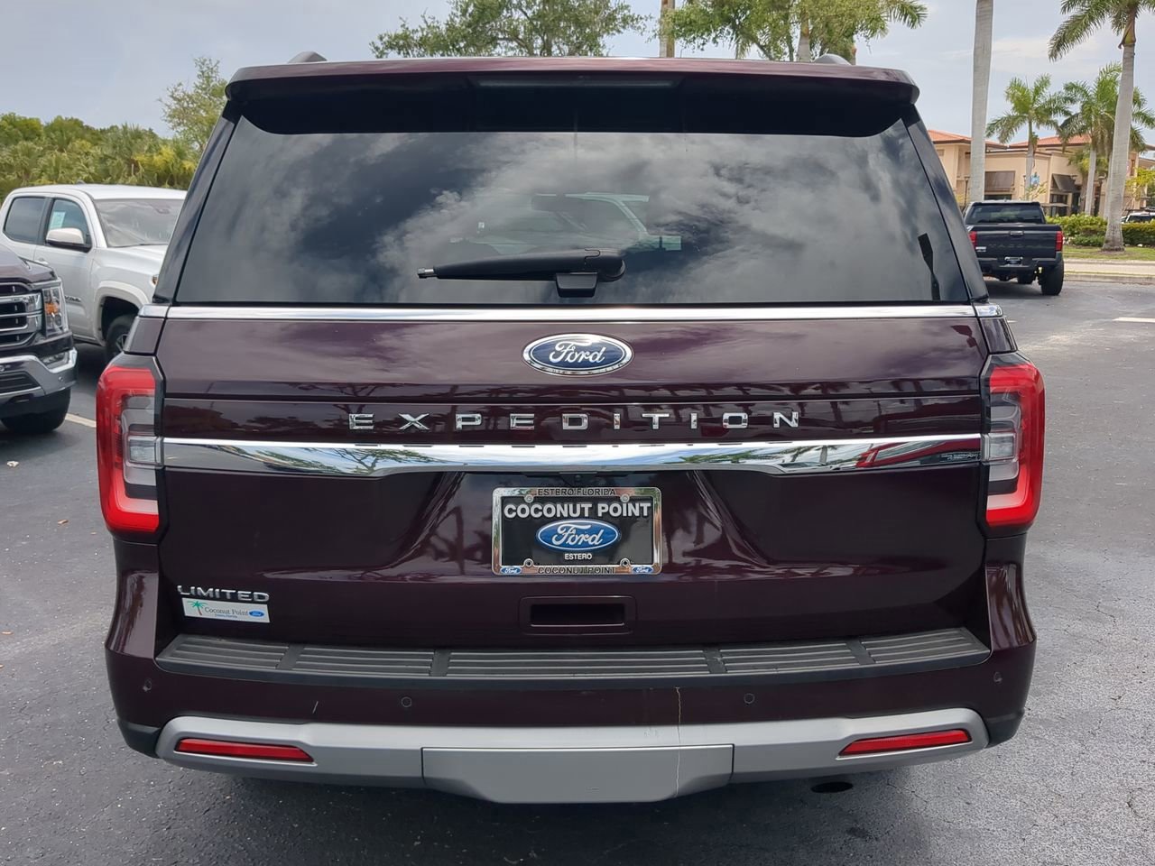 Certified 2024 Ford Expedition Limited image 4