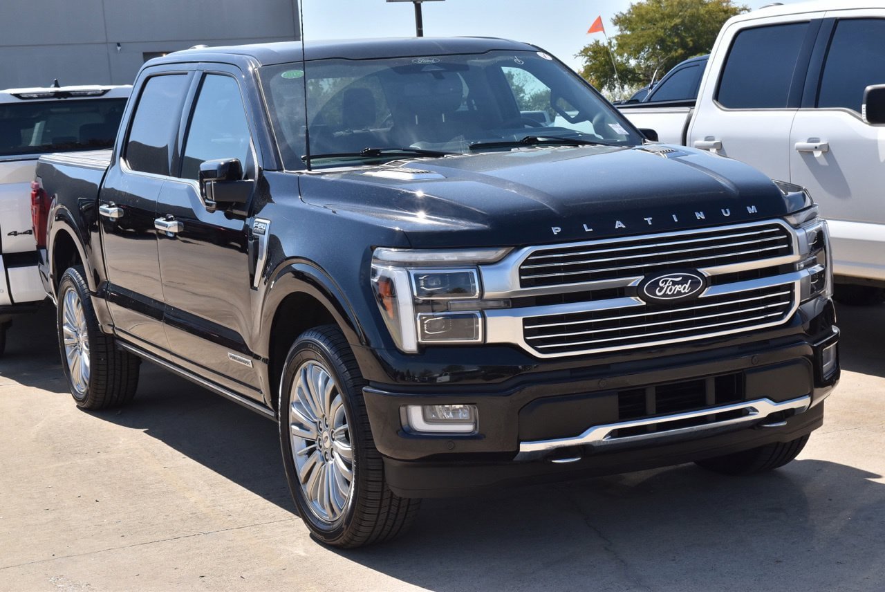 Certified 2024 Ford F150 Platinum w/ Equipment Group 703A Plus AWD/4WD image 4