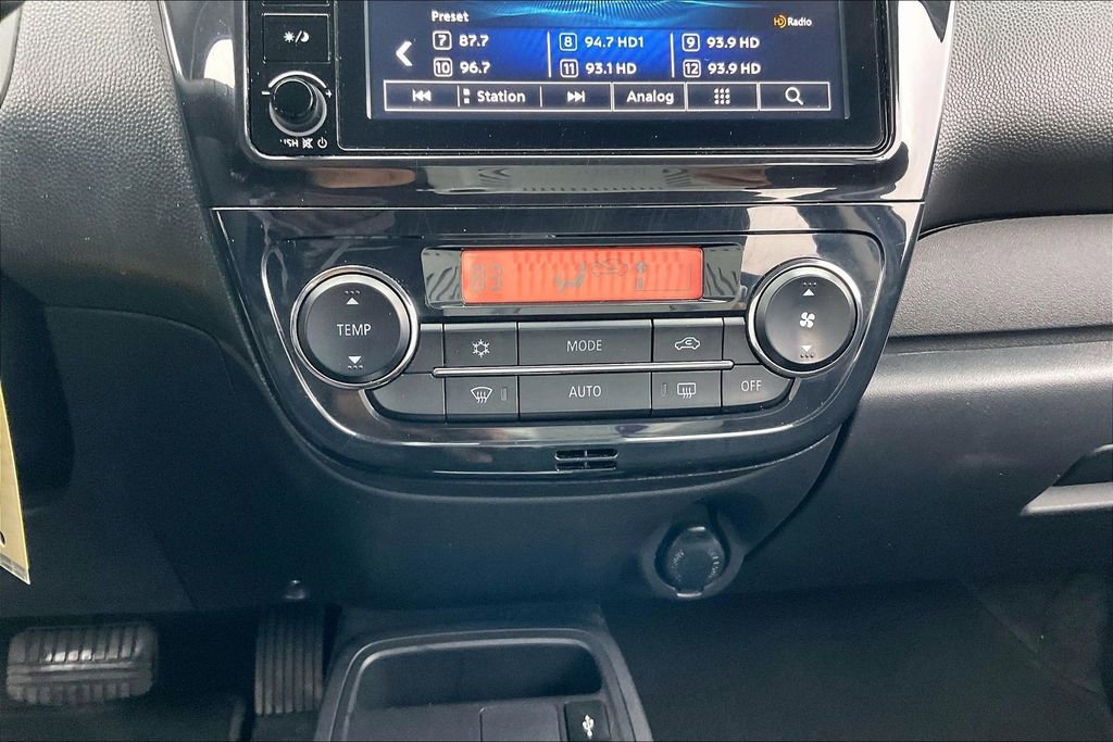 Used 2024 Mitsubishi Mirage ES FWD image 32