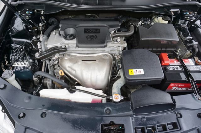 Used 2017 Toyota Camry SE FWD image 14