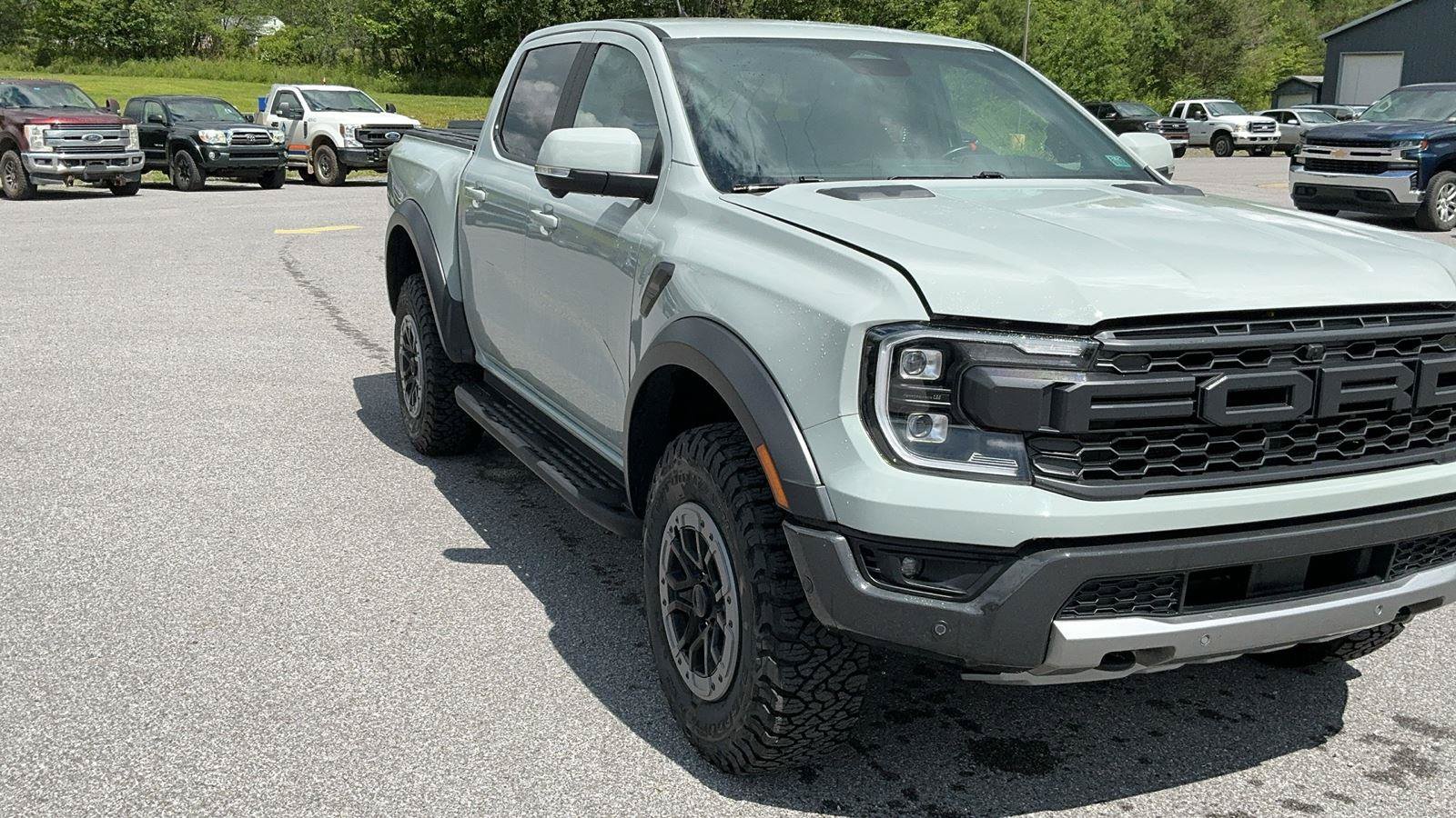 Certified 2024 Ford Ranger Raptor AWD/4WD image 3