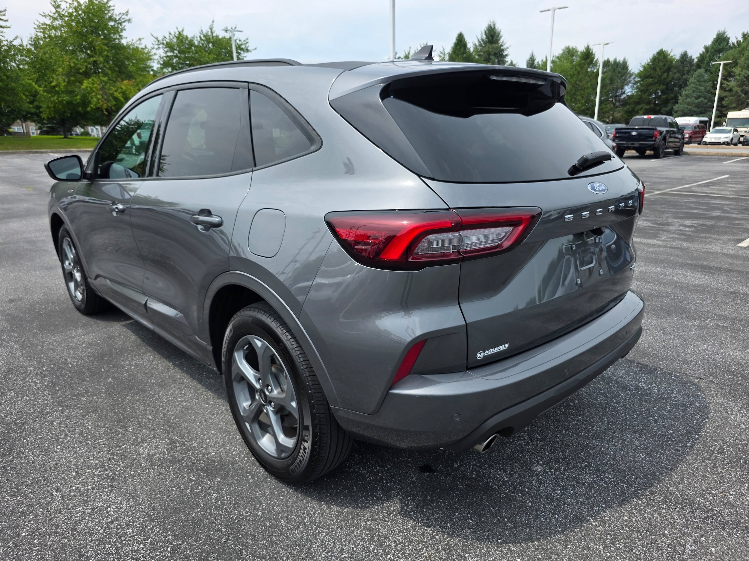 Certified 2023 Ford Escape ST-Line w/ Tech Pack #1 AWD/4WD image 3