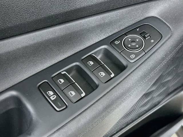Used 2022 Hyundai Santa Fe SEL FWD image 28