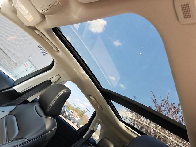 Certified 2023 Ford Edge SEL w/ Convenience Package AWD/4WD image 21