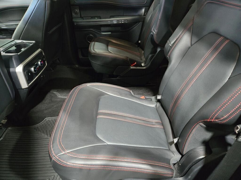 Certified 2022 Ford Expedition Limited image 26