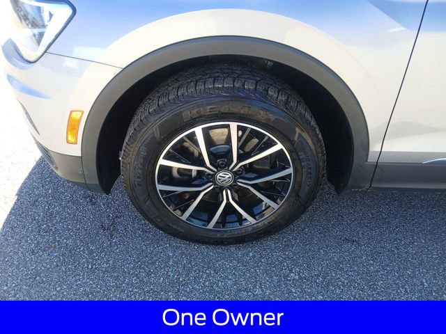 Used 2021 Volkswagen Tiguan SE AWD/4WD image 4