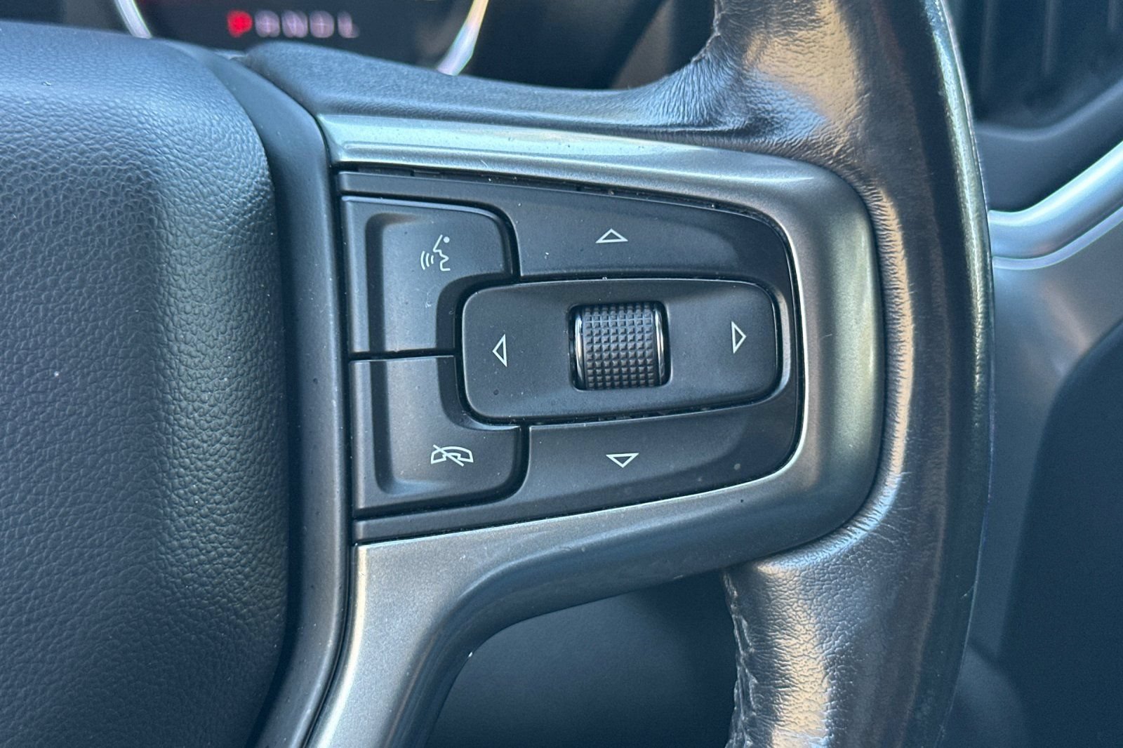 Used 2021 Chevrolet Silverado 1500 LT Trail Boss w/ Convenience Package II AWD/4WD image 37