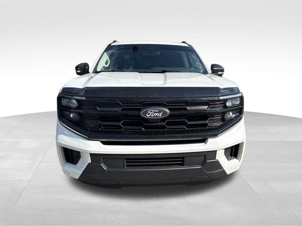 Certified 2025 Ford Expedition Active RWD image 3