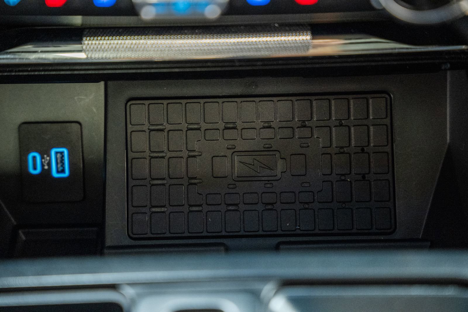 Certified 2023 Ford F150 Lariat w/ Equipment Group 502A High image 33