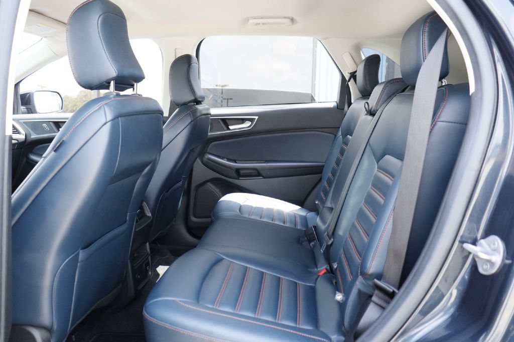 Certified 2023 Ford Edge SEL w/ Sport Appearance Package AWD/4WD image 24