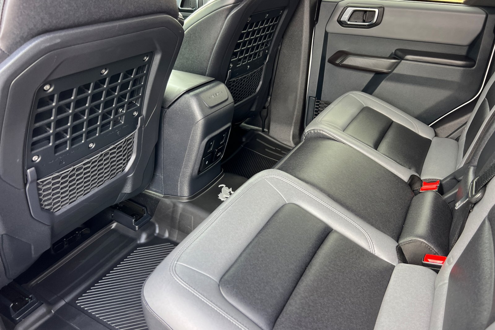 Certified 2024 Ford Bronco Black Diamond AWD/4WD image 4
