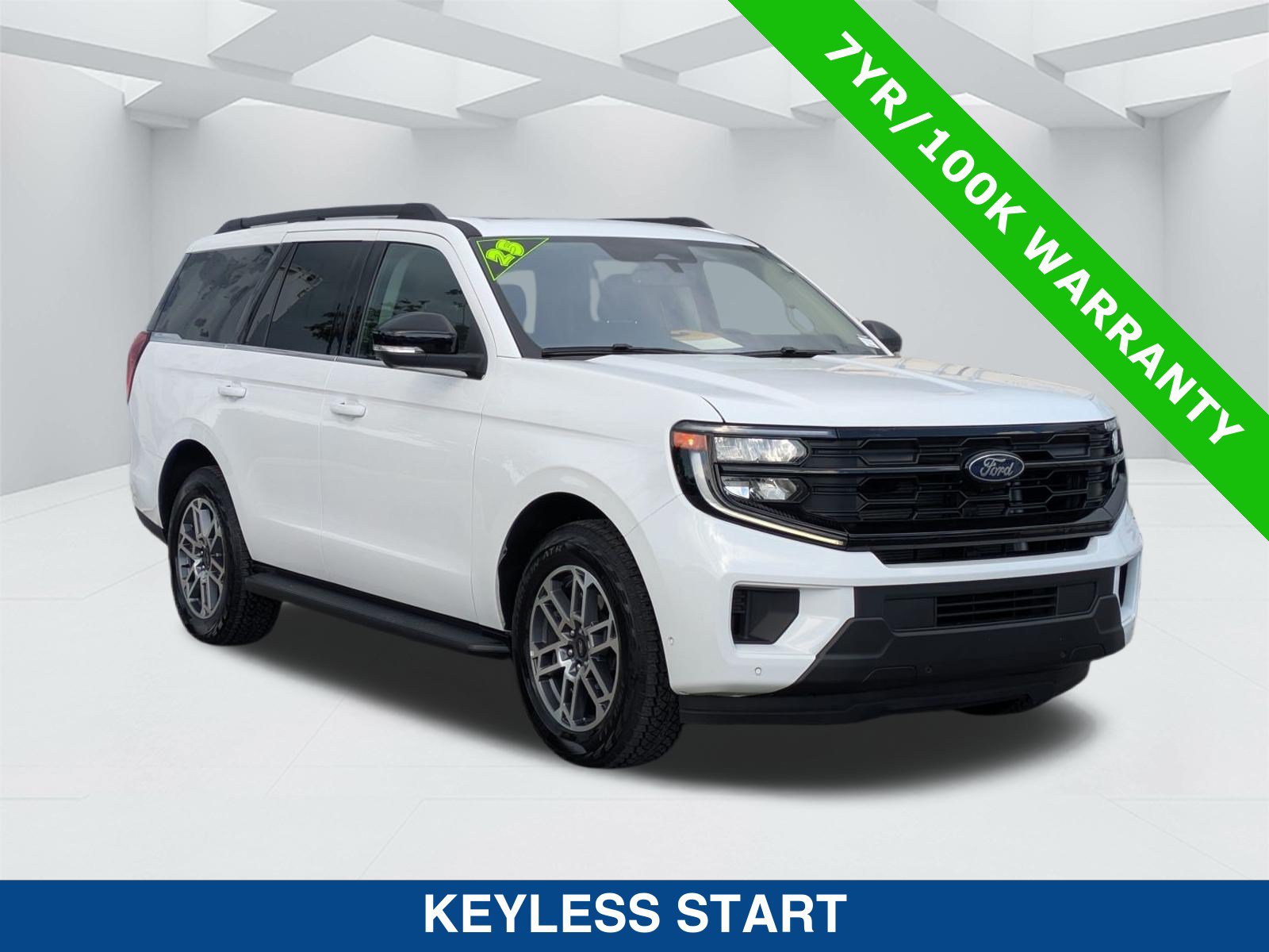 Certified 2025 Ford Expedition Active AWD/4WD image 3
