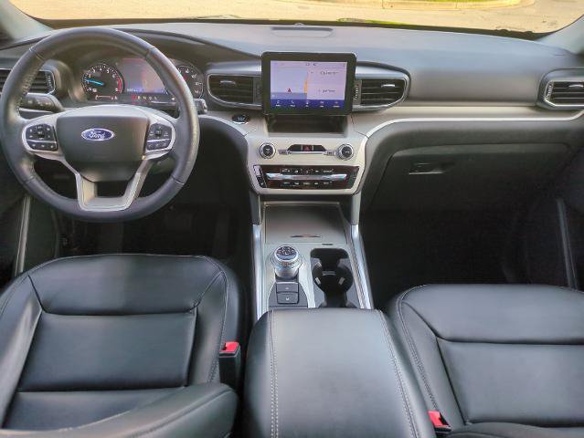 Certified 2023 Ford Explorer XLT w/ Equipment Group 202A AWD/4WD image 12