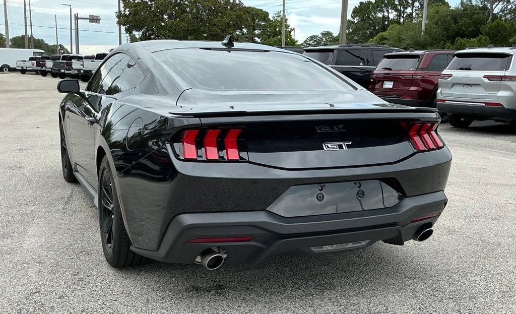 Certified 2025 Ford Mustang GT RWD image 10