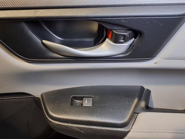Used 2017 Honda CR-V LX image 29