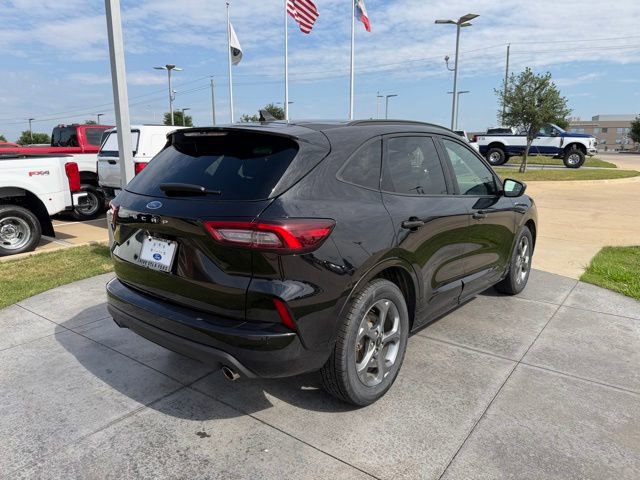 Certified 2024 Ford Escape ST-Line FWD image 6